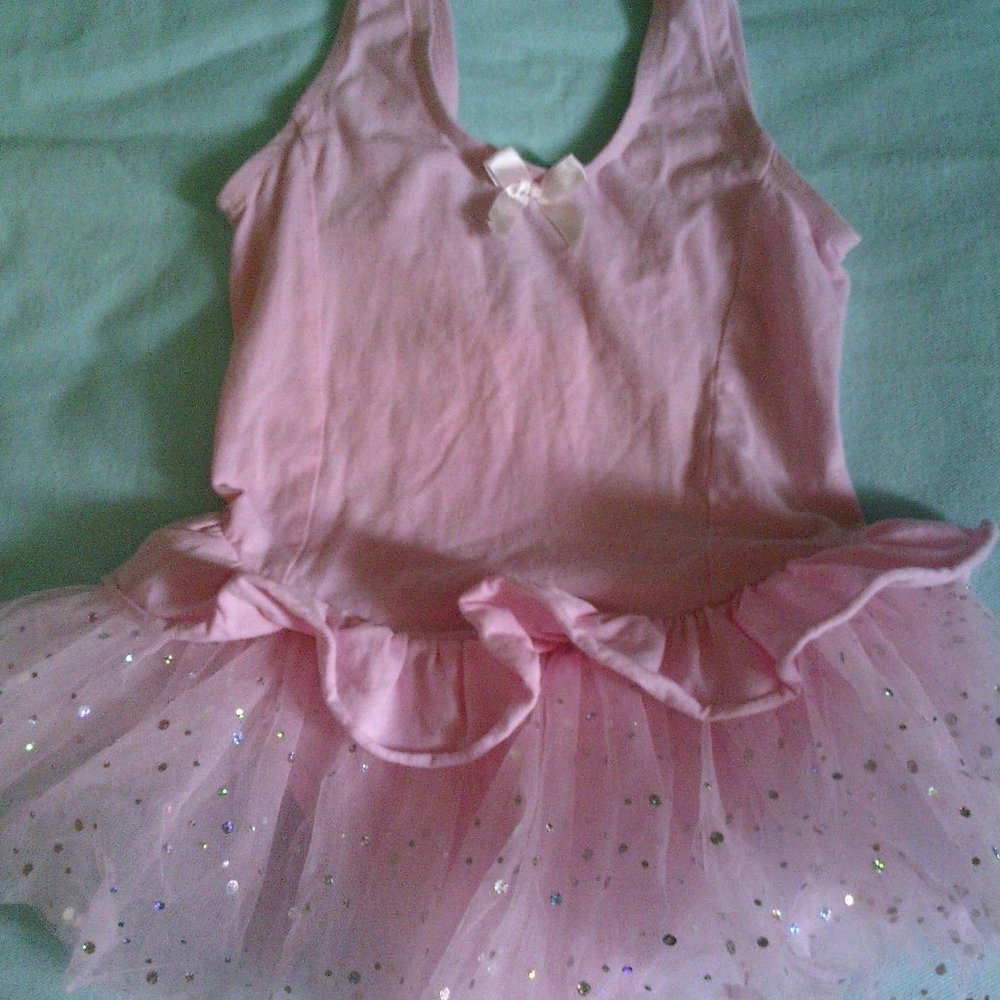 Girls pink sparkle POPATU dance leotard size large